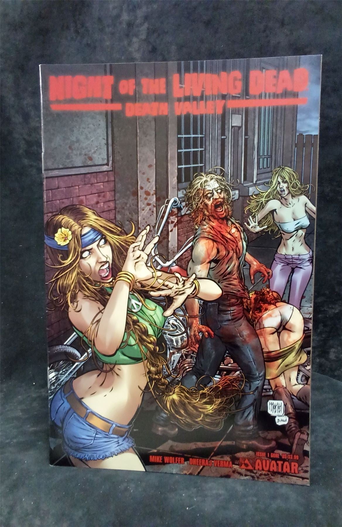 Night of the Living Dead: Death Valley #1 Gore Cover 2011 avatar press Comic Book