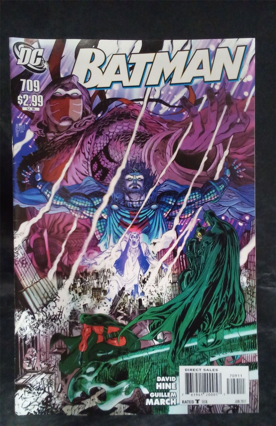 Batman #709 2011 DC Comics Comic Book