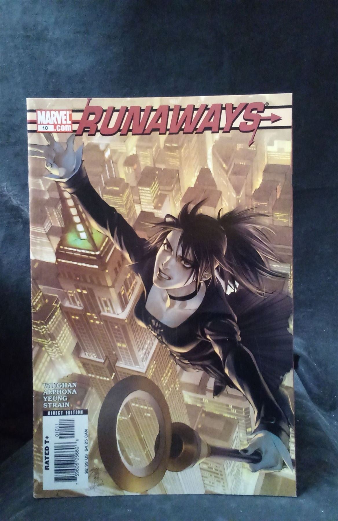 Runaways #10 2006 Marvel Comics Comic Book