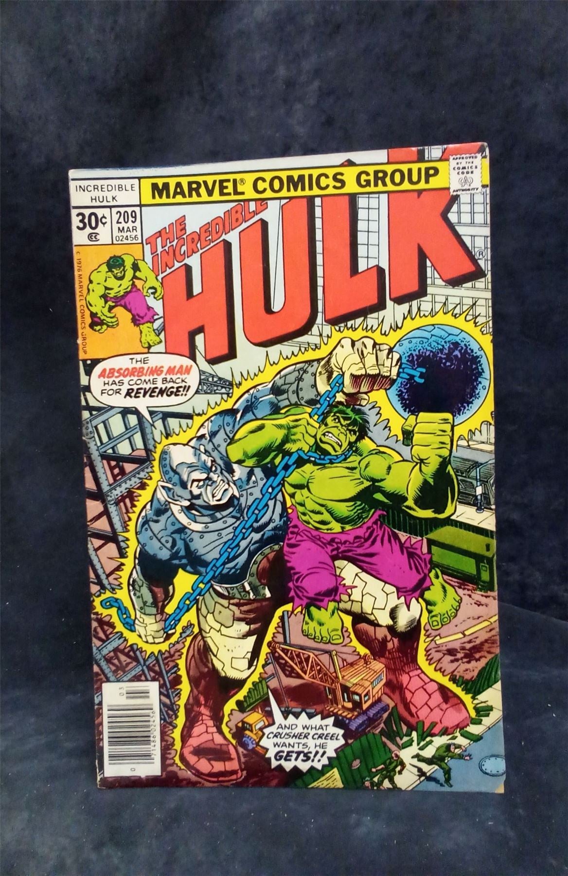 The Incredible Hulk #209 1977 Marvel Comics Comic Book