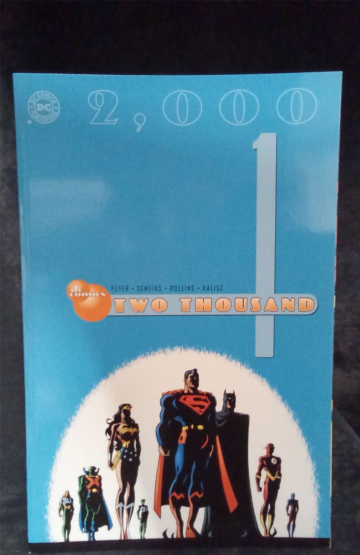 DC 2000 #1 2000 DC Comics Comic Book