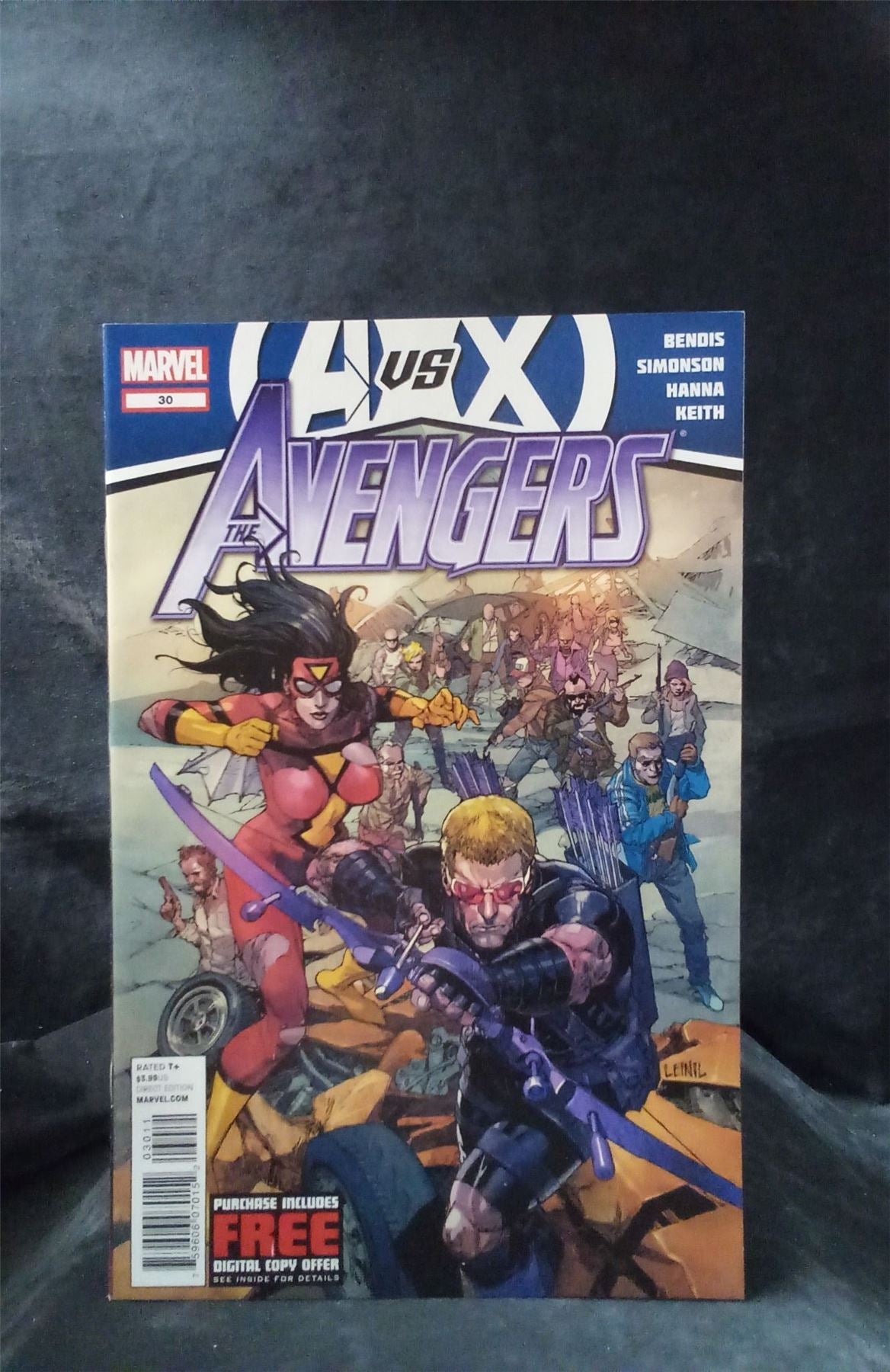 Avengers #30 2012 Marvel Comics Comic Book