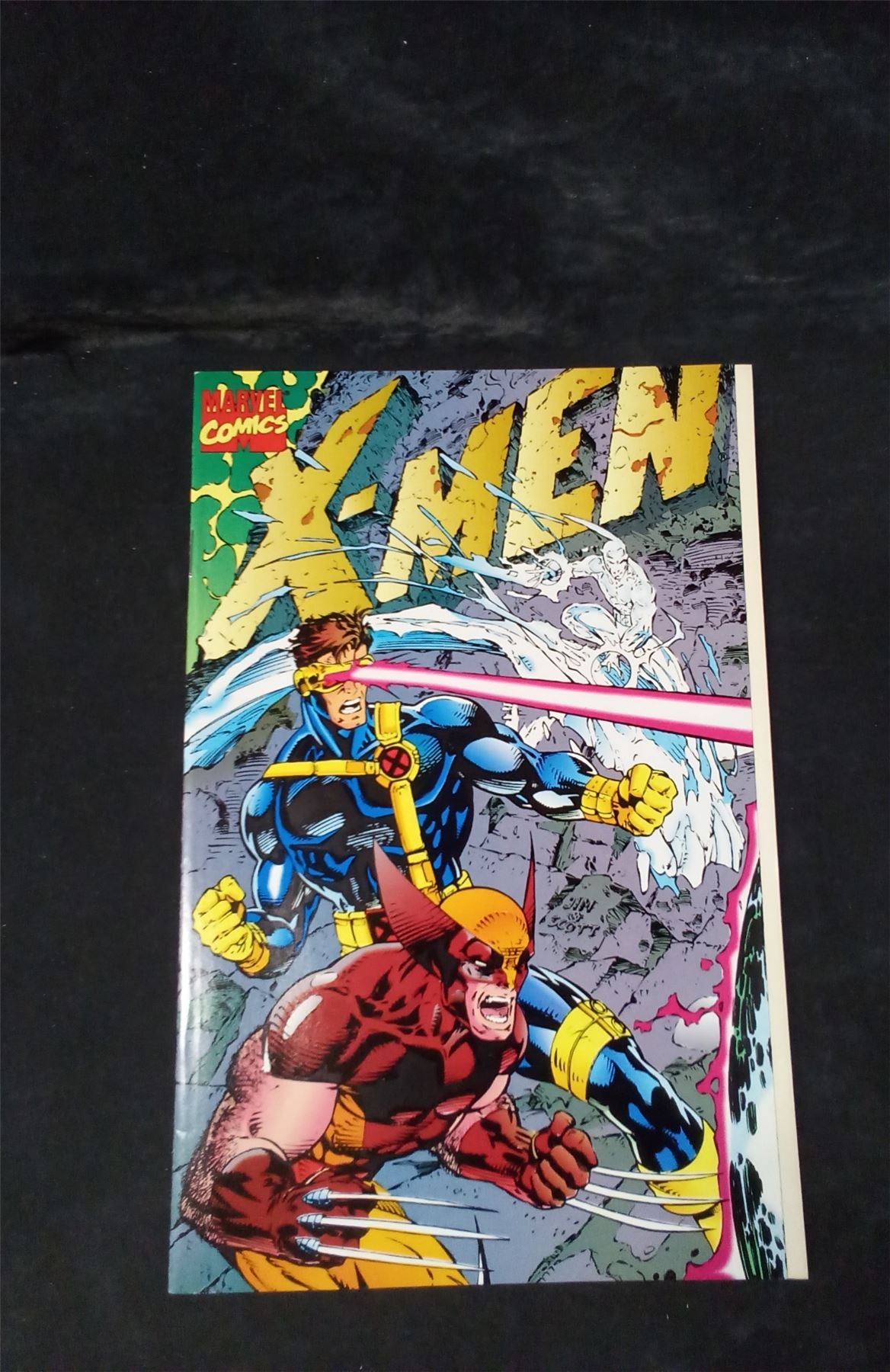X-Men vol.2 Issue #1 Wrap Around Cover marvel Comic Book