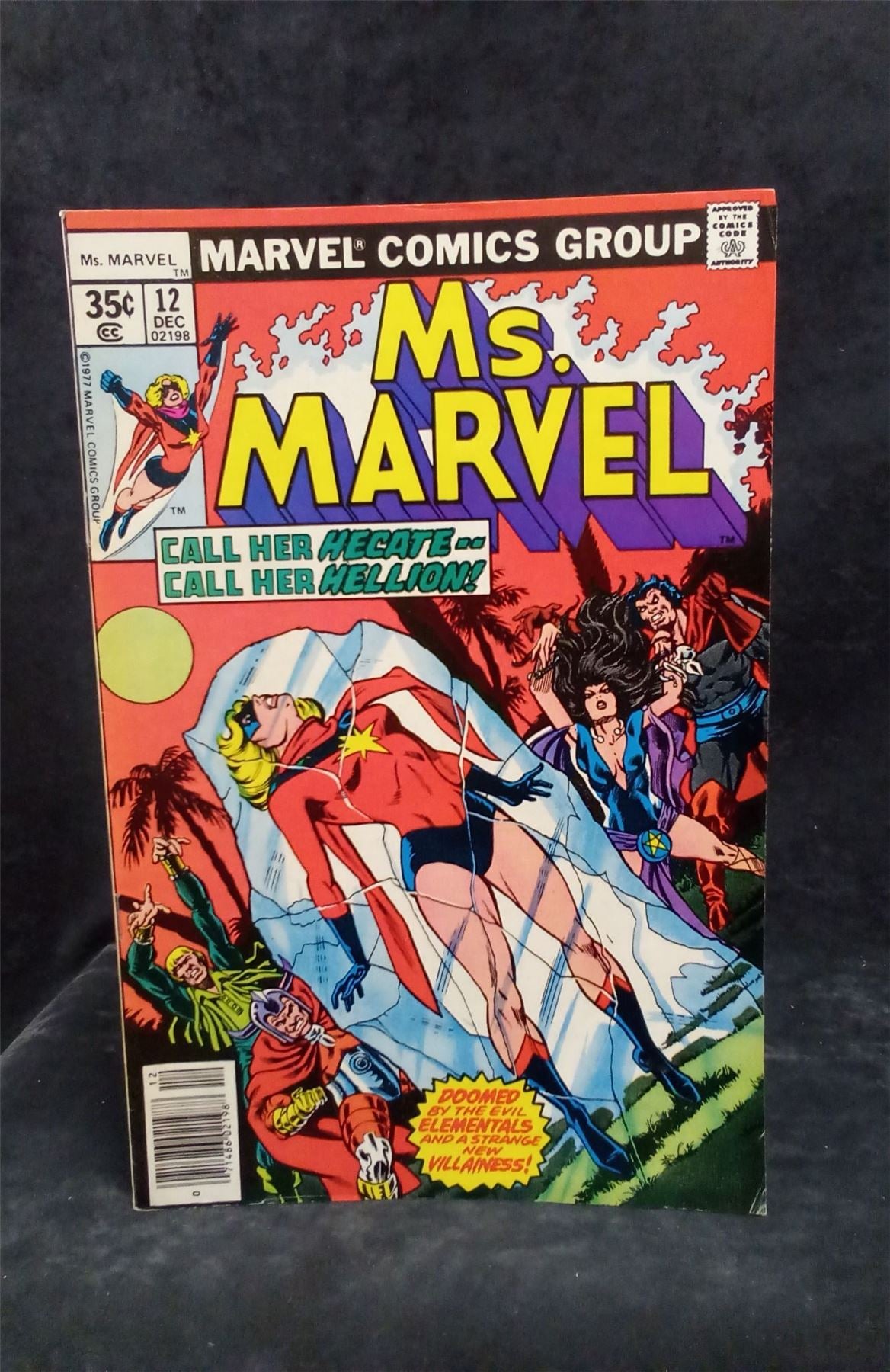 Ms. Marvel #12 1977 Marvel Comics Comic Book
