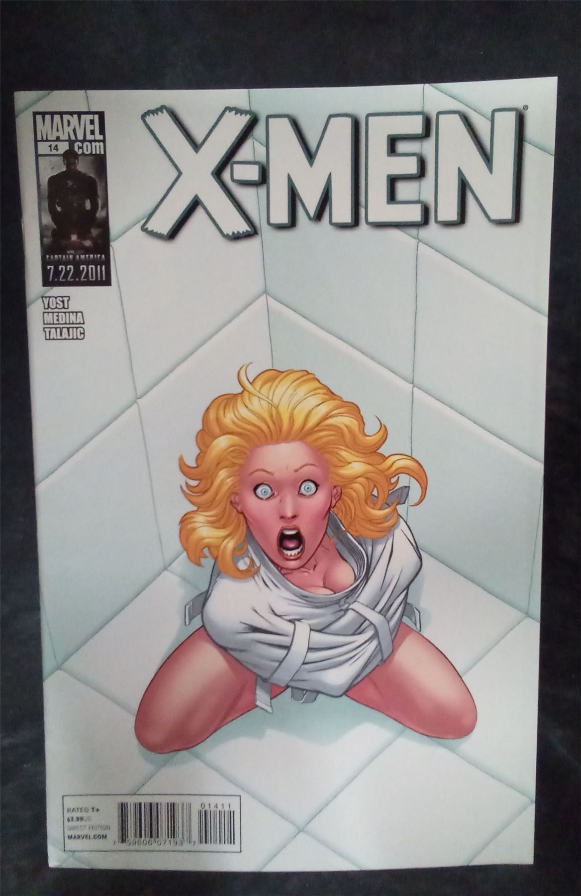 X-Men #14 2011 Marvel Comics Comic Book