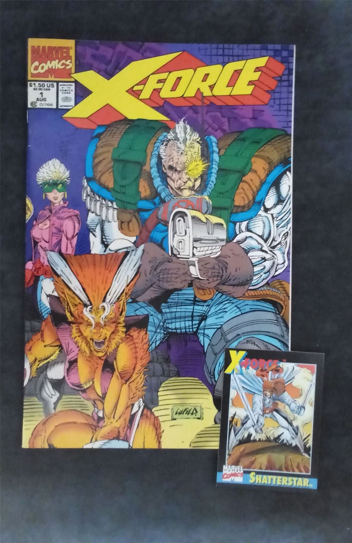 X-Force #1 with Shatterstar trading card 2017 marvel Comic Book