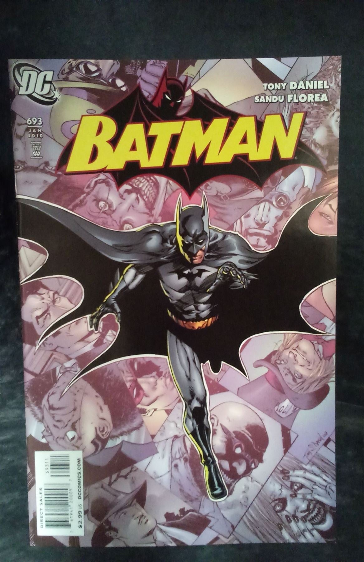 Batman #693 2010 DC Comics Comic Book