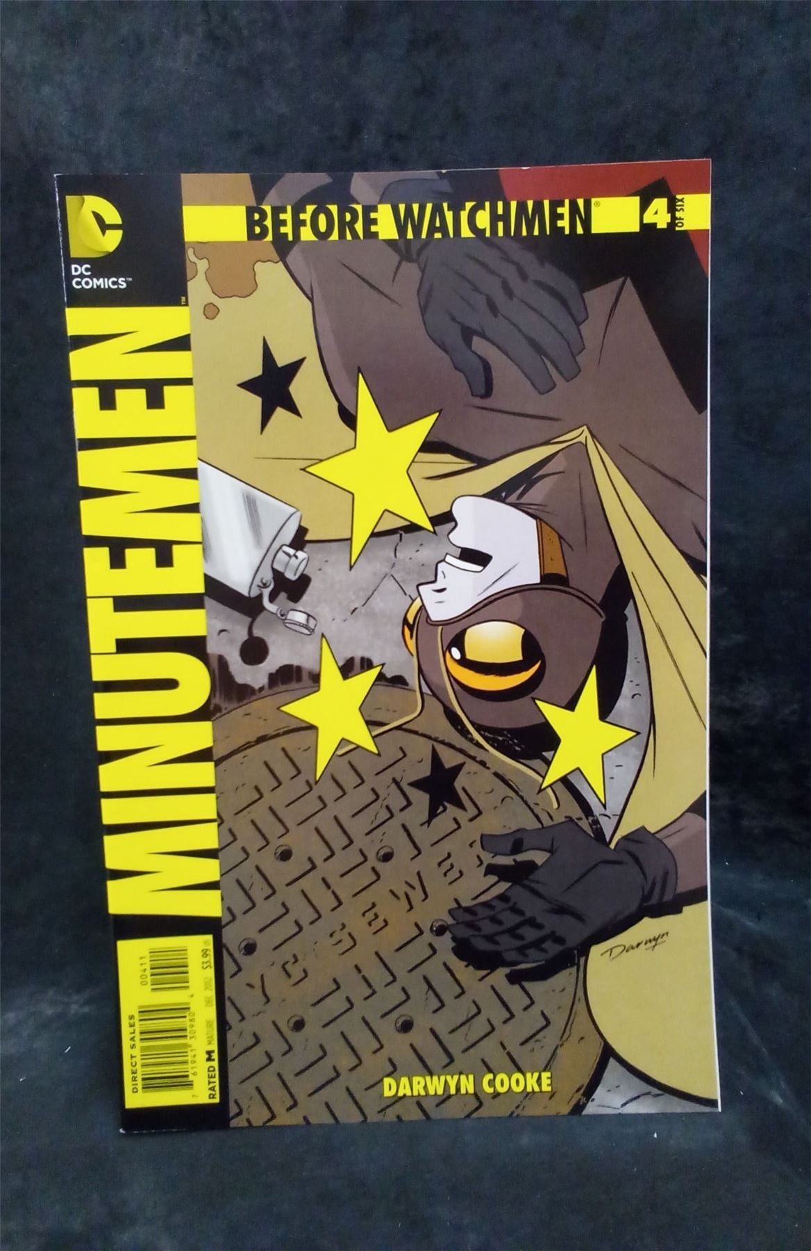 Before Watchmen: Minutemen #4 2012 DC Comics Comic Book
