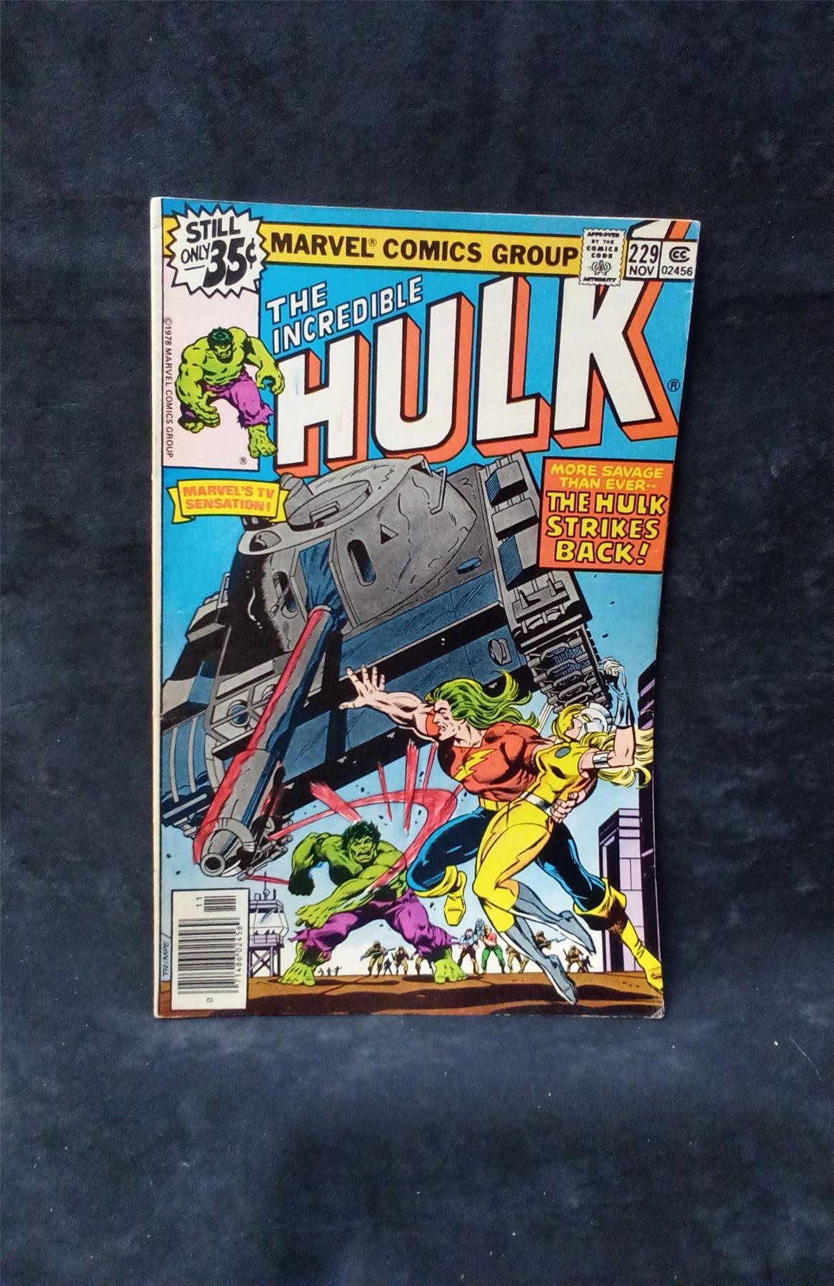 The Incredible Hulk #229 1978 marvel Comic Book