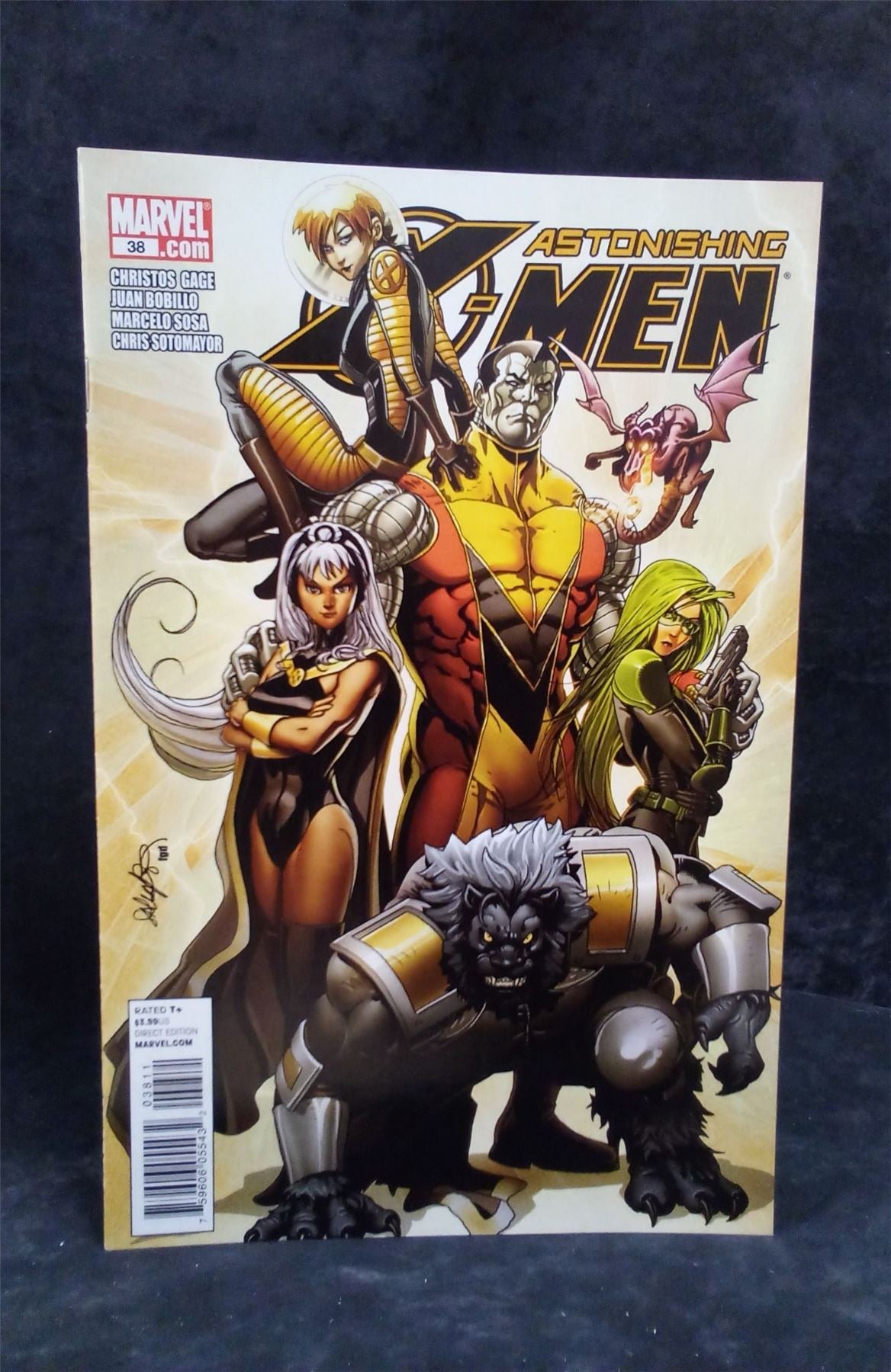Astonishing X-Men #38 2011 Marvel Comics Comic Book