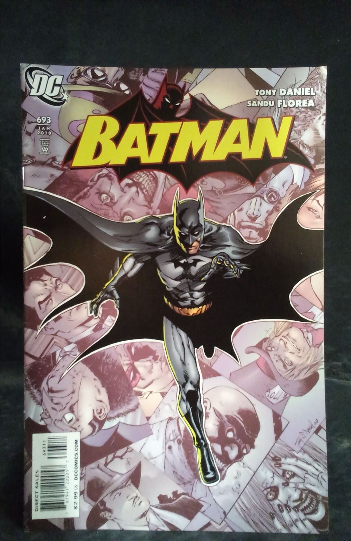 Batman #693 2010 DC Comics Comic Book