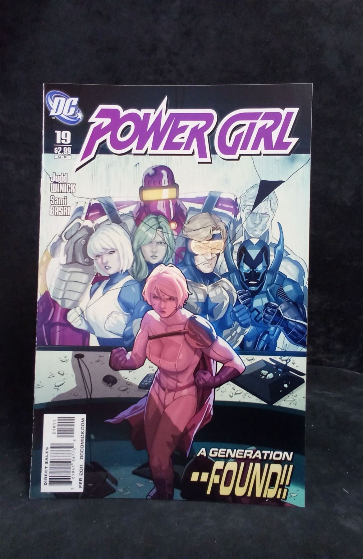 Power Girl #19 2011 DC Comics Comic Book