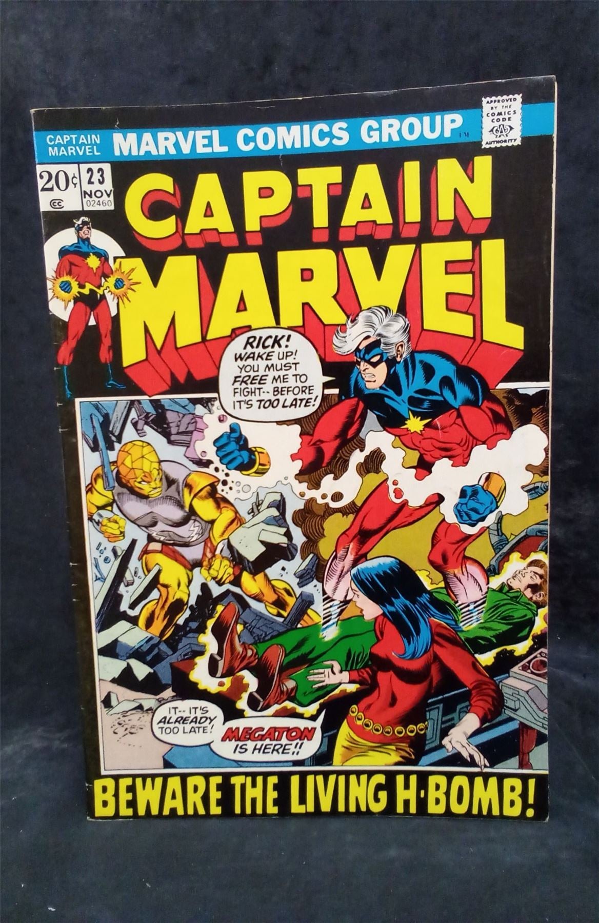 Captain Marvel #23 1972 Marvel Comics Comic Book