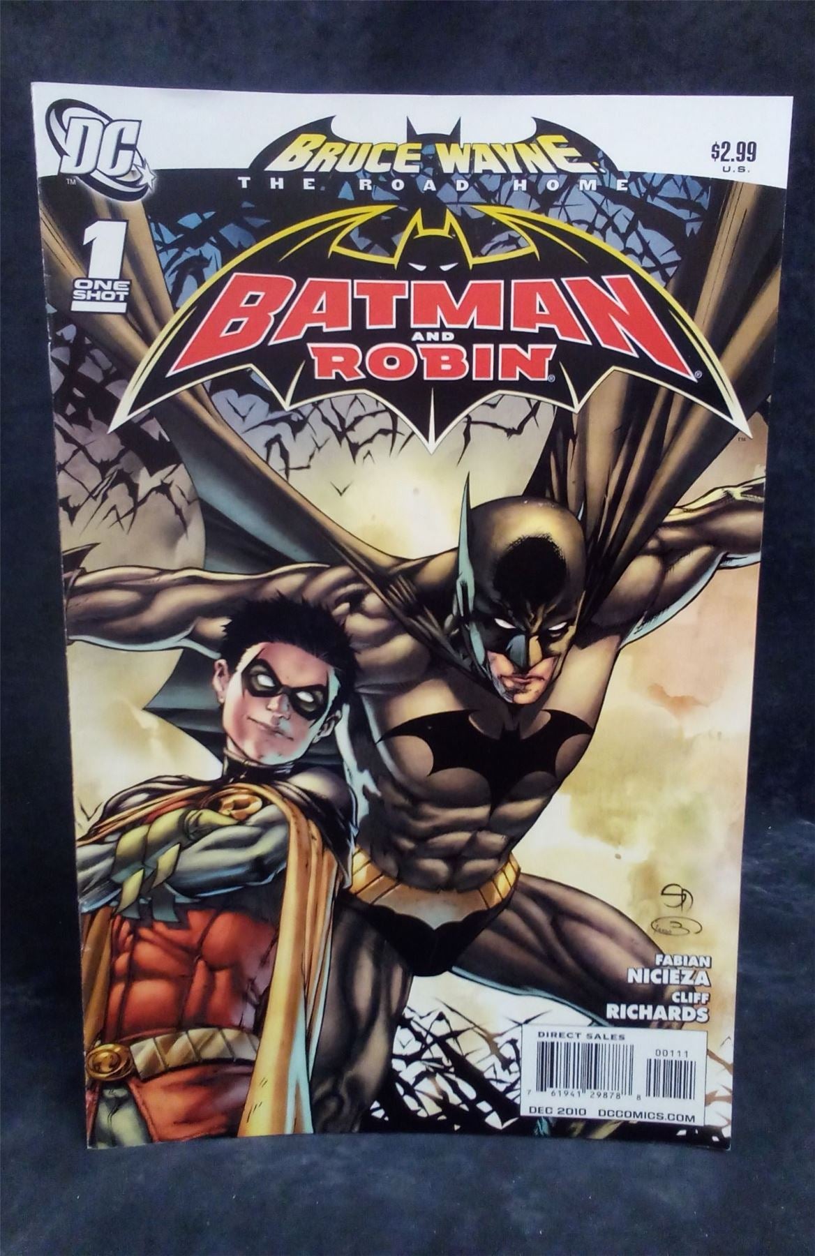 Bruce Wayne: The Road Home: Batman and Robin 2010 DC Comics Comic Book