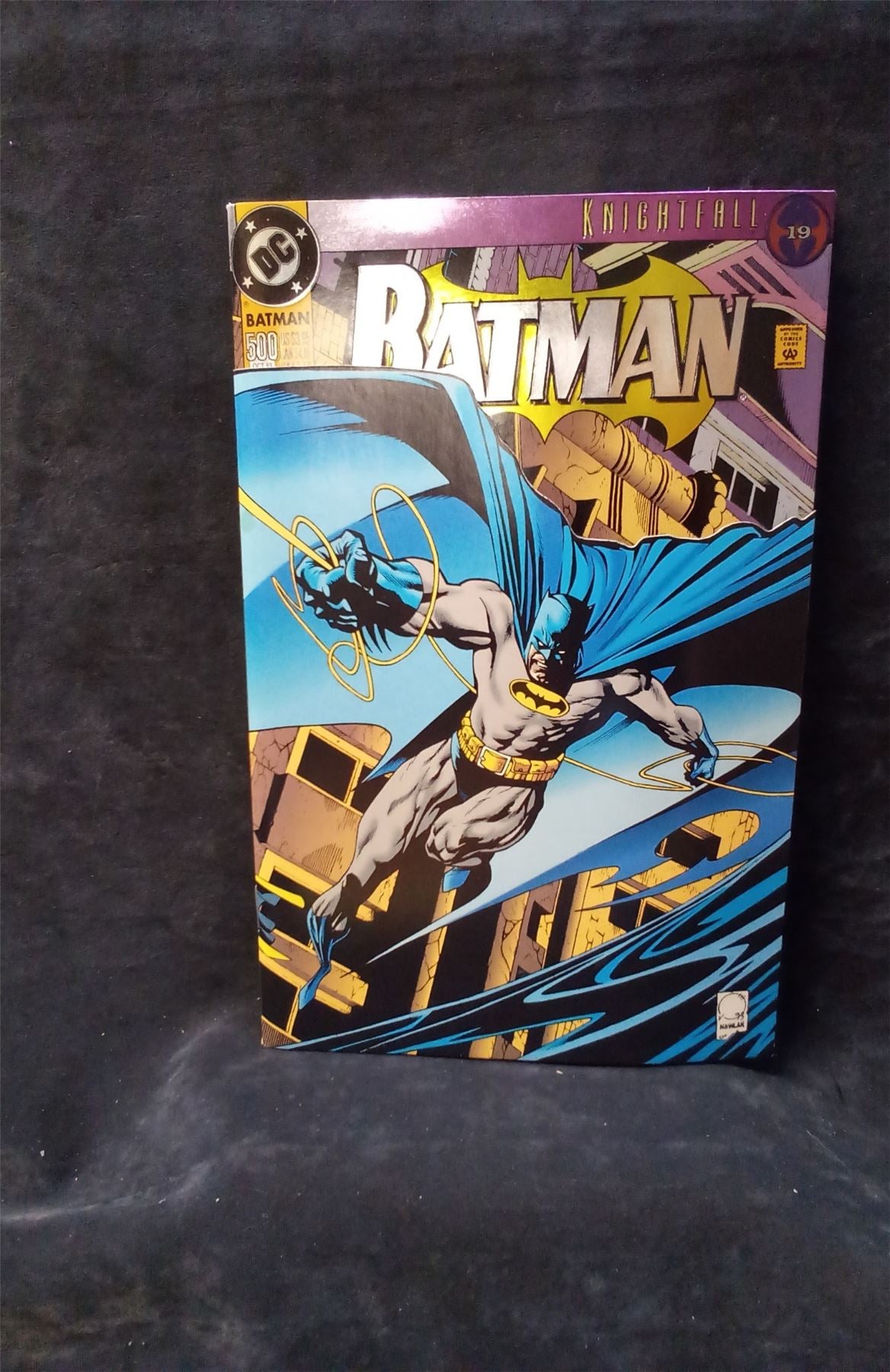 DC hotsell Comics Batman Knightfall 19 500