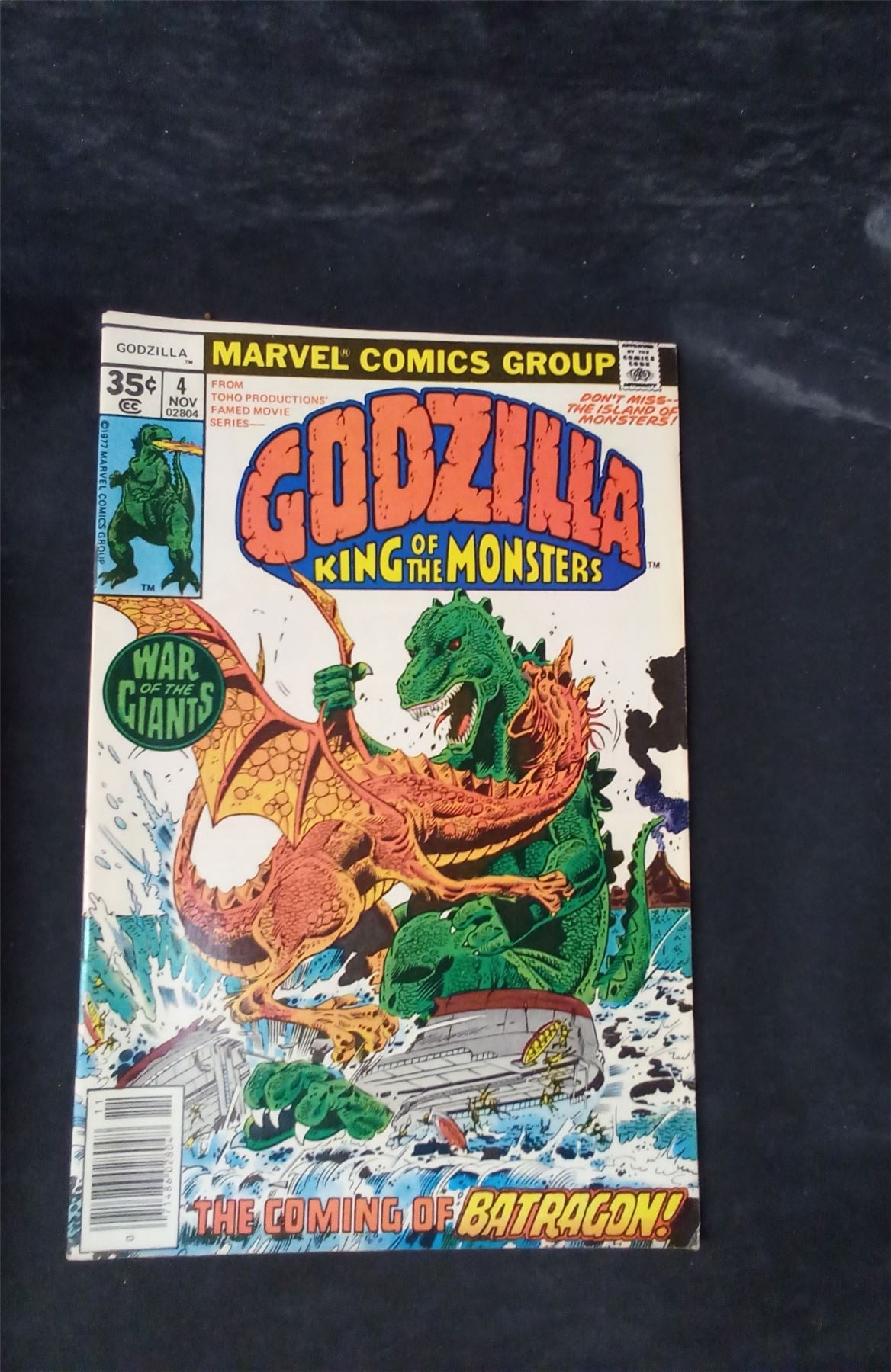 Godzilla #4 1977 marvel Comic Book