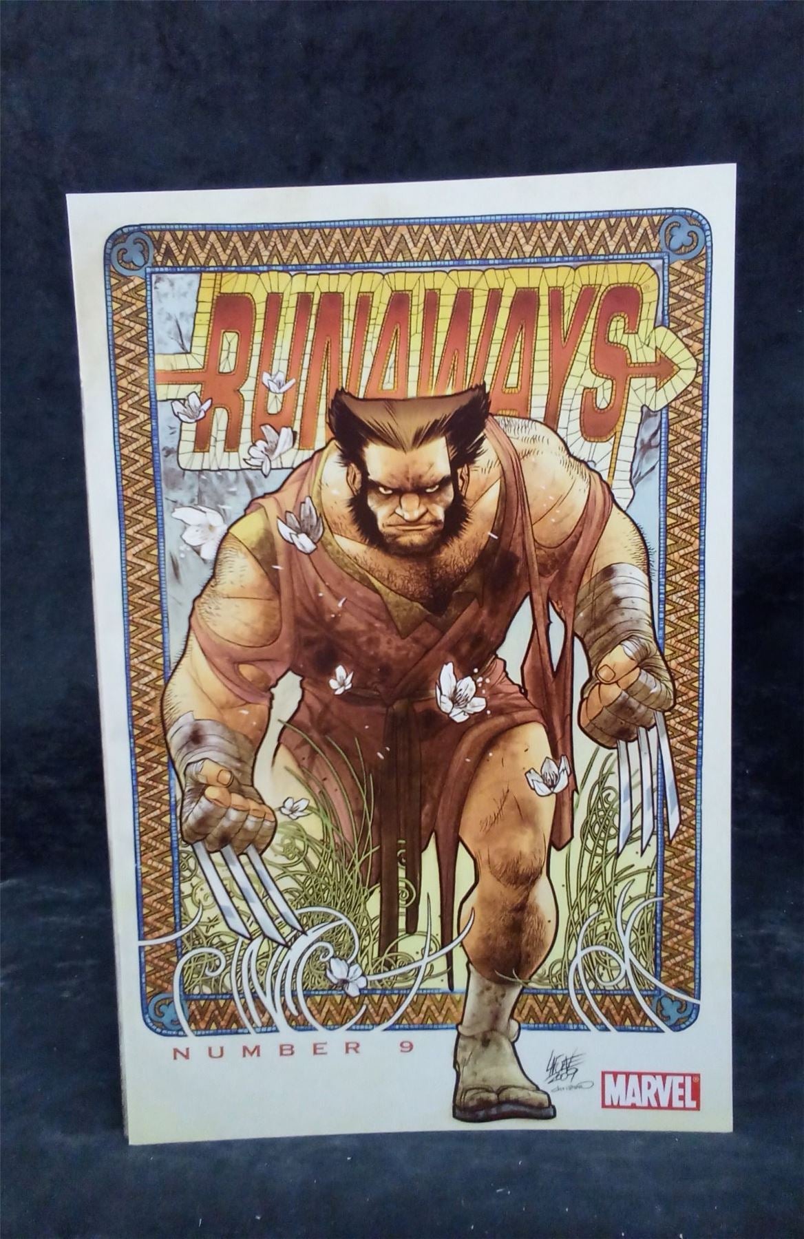 Runaways #9 Wolverine Cover 2009 Marvel Comics Comic Book