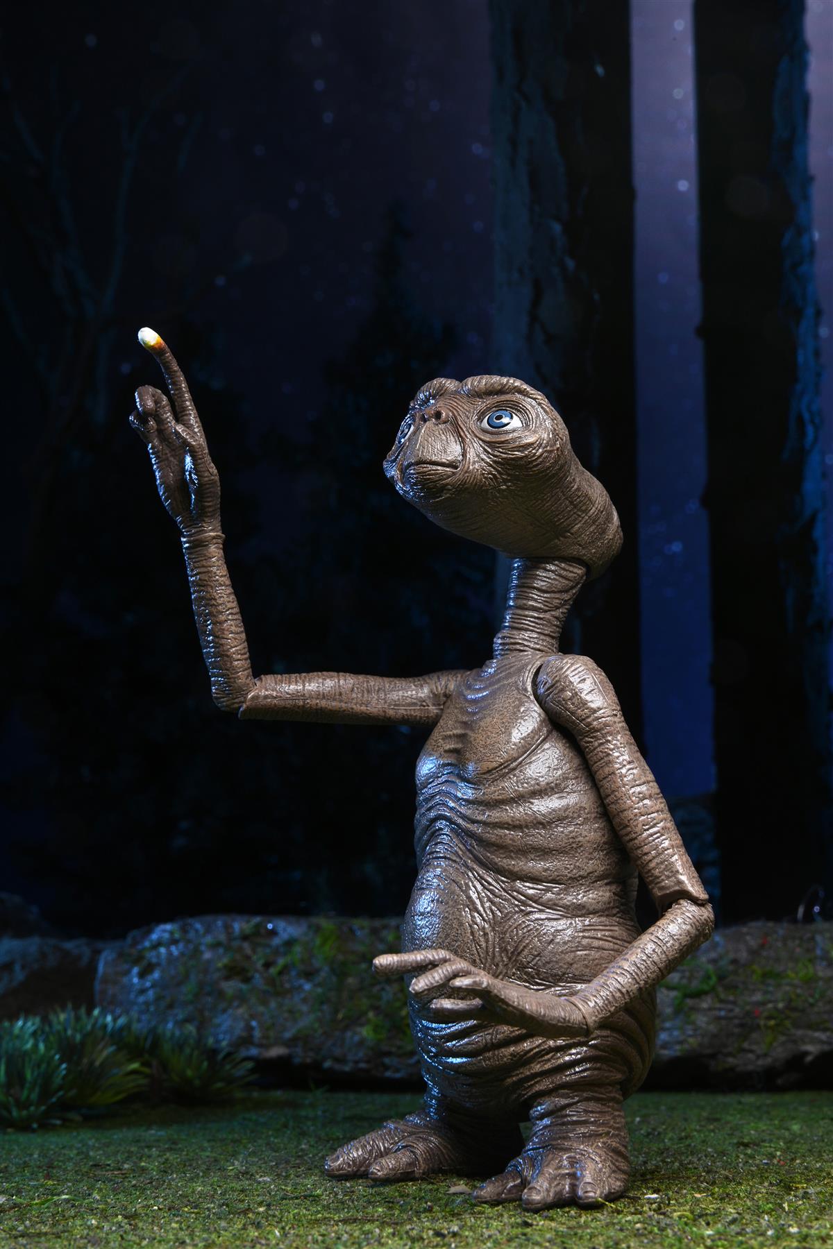 Et 40th Anniversary Et Ult 7in Action Figure