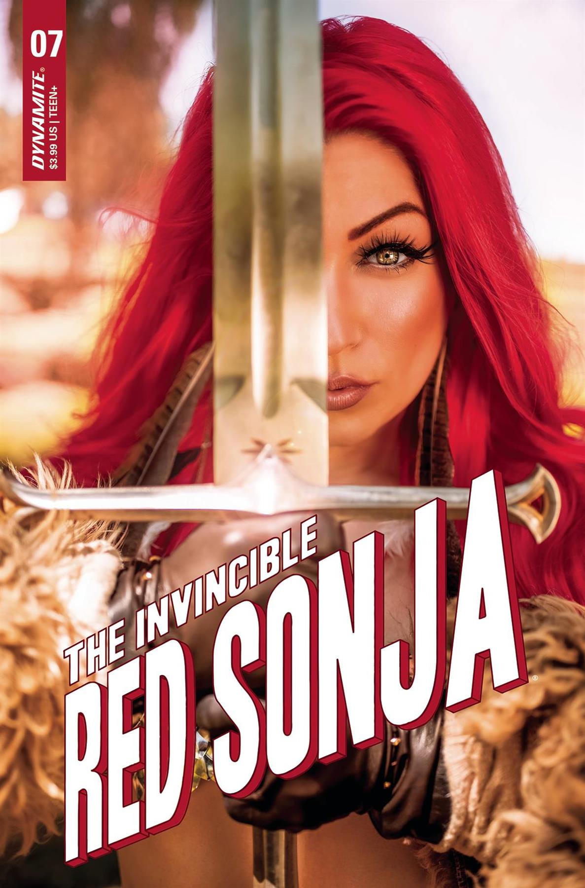 Invincible Red Sonja #7 Cvr E Cosplay Dynamite Comic Book