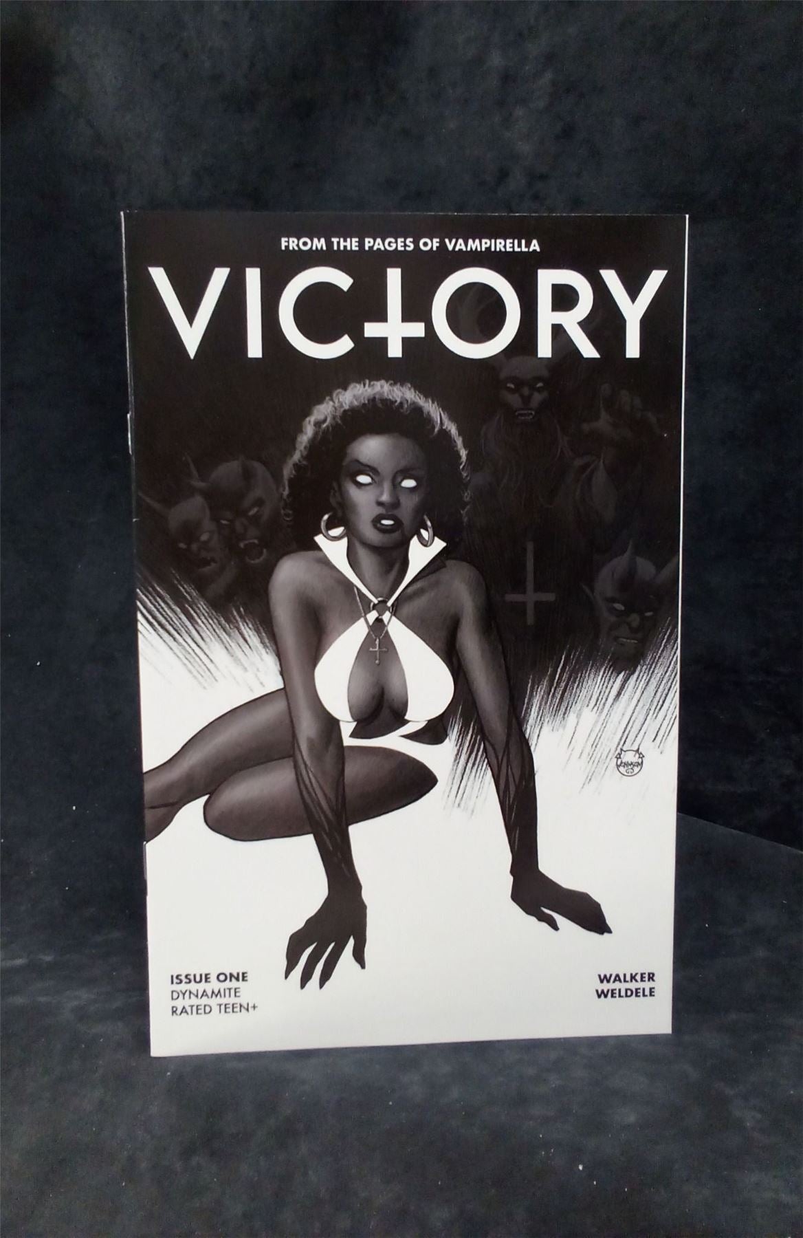 Victory #1 2023 Incentive Cover R Dynamite Entertainment Comic Book