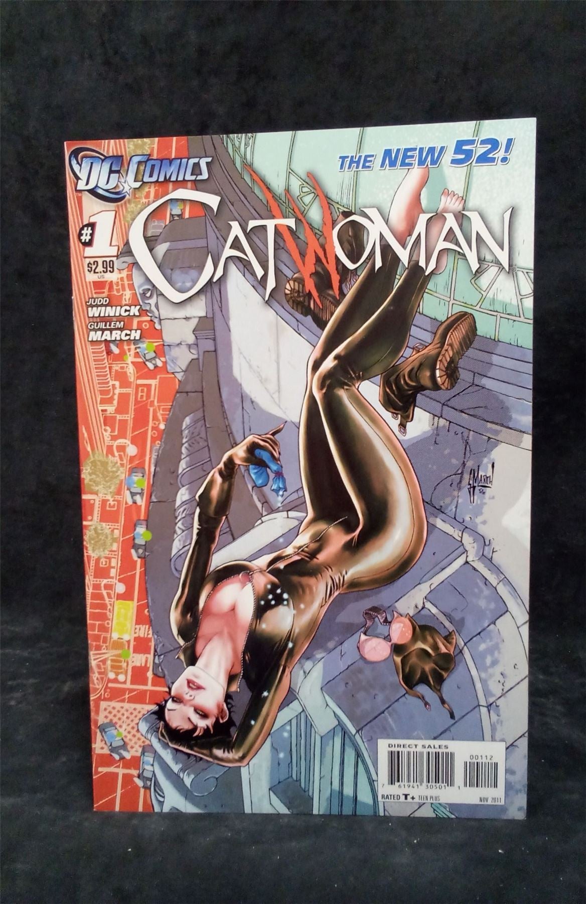 Catwoman #1 2011 DC Comics Comic Book