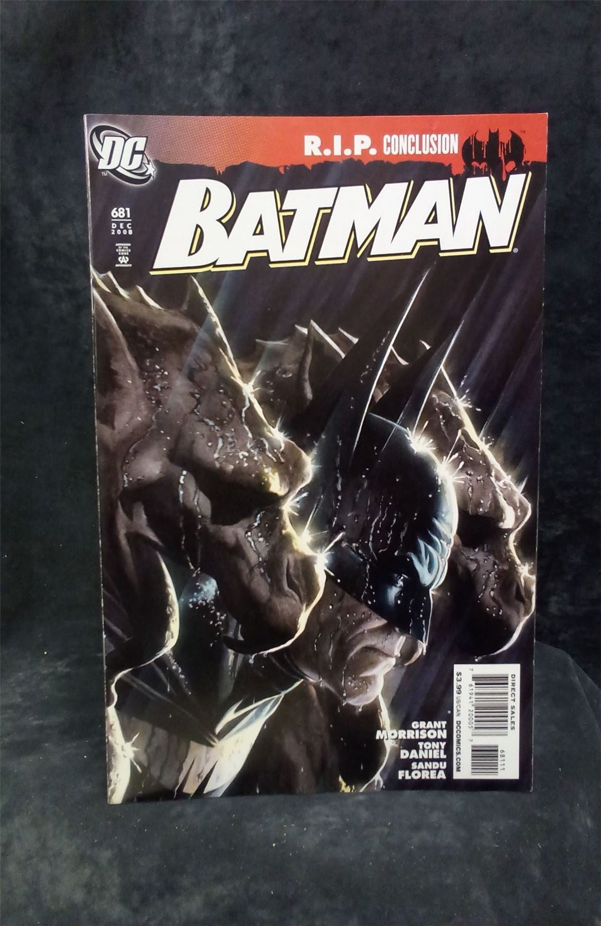 Batman #681 2008 DC Comics Comic Book