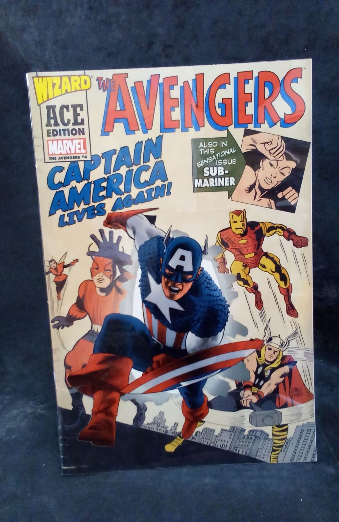 The Avengers #4 Wizard Ace Cover 2002 Marvel Comics Comic Book