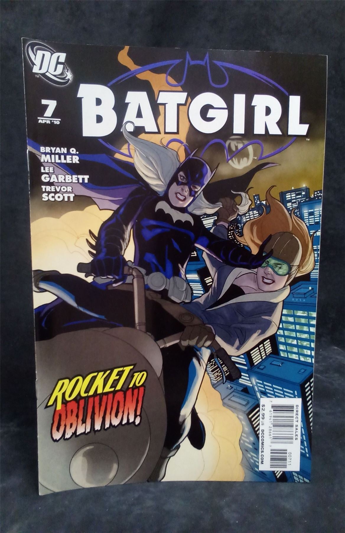 Batgirl #7 2010 DC Comics Comic Book