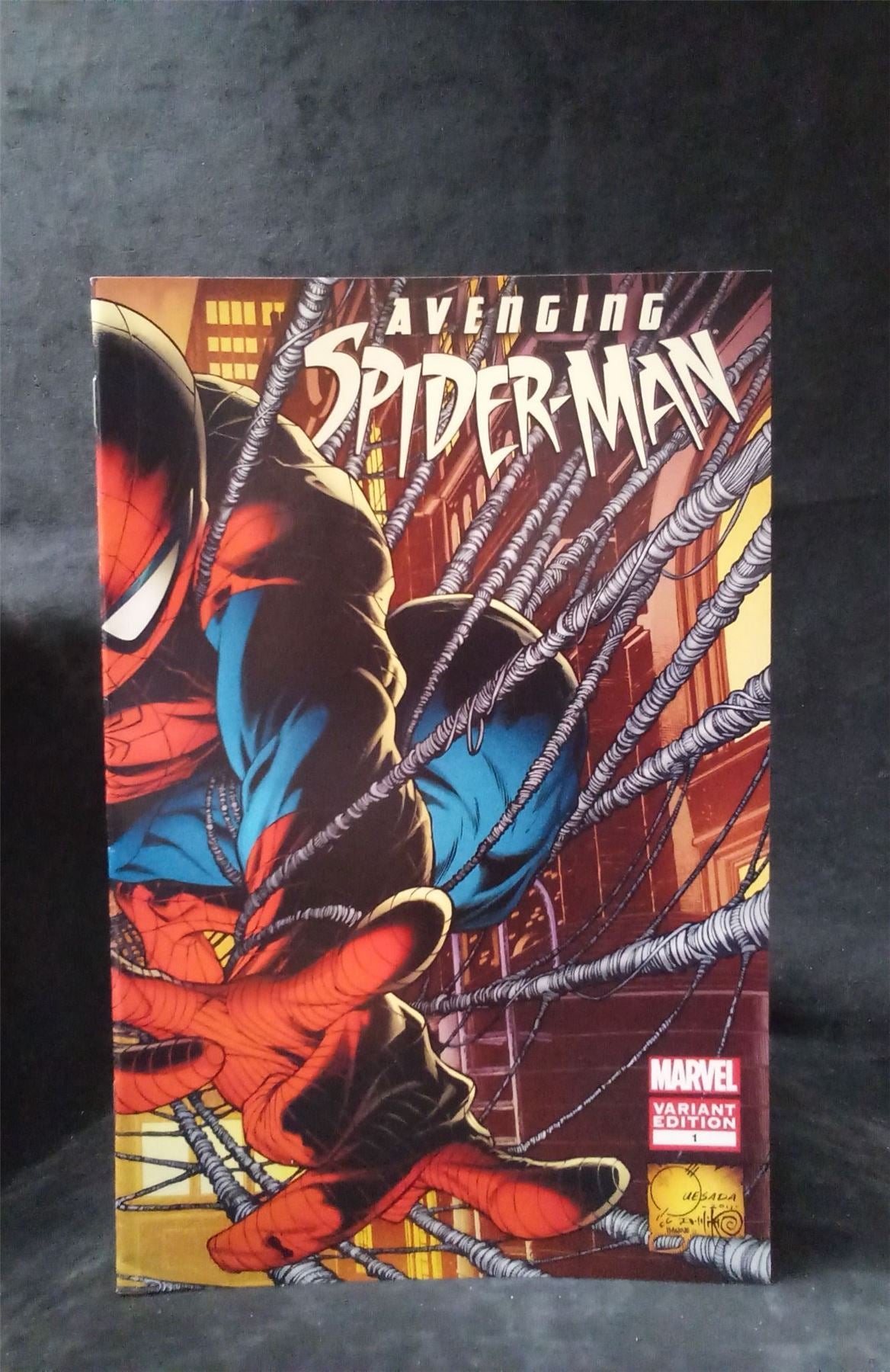 Avenging Spider-Man #1 Quesada Cover 2012 Marvel Comics Comic Book
