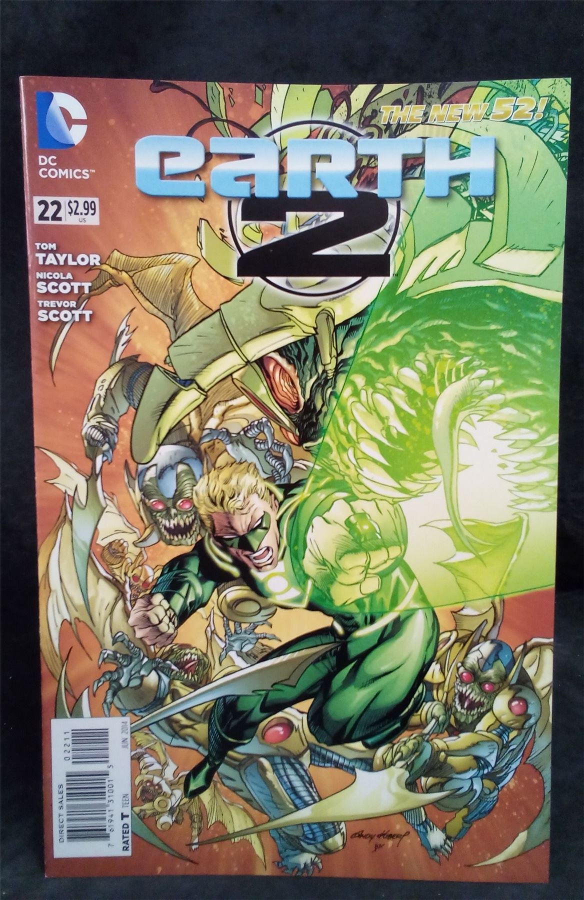 Earth 2 #22 2014 DC Comics Comic Book