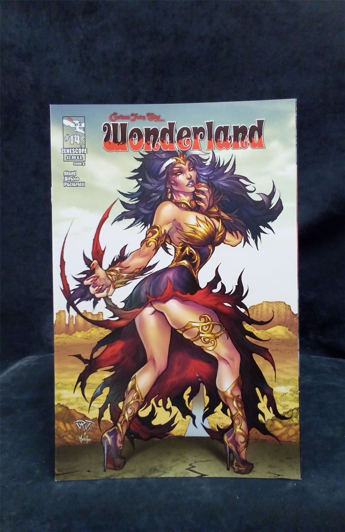 Grimm Fairy Tales Presents Wonderland #14 Pantalena Cover 2013 zenescope Comic Book