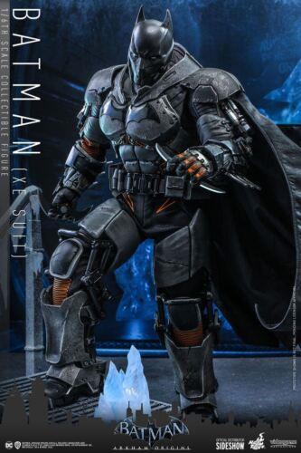 Batman (XE Suit) 1:6 Arkham Origins Figure Hot Toys