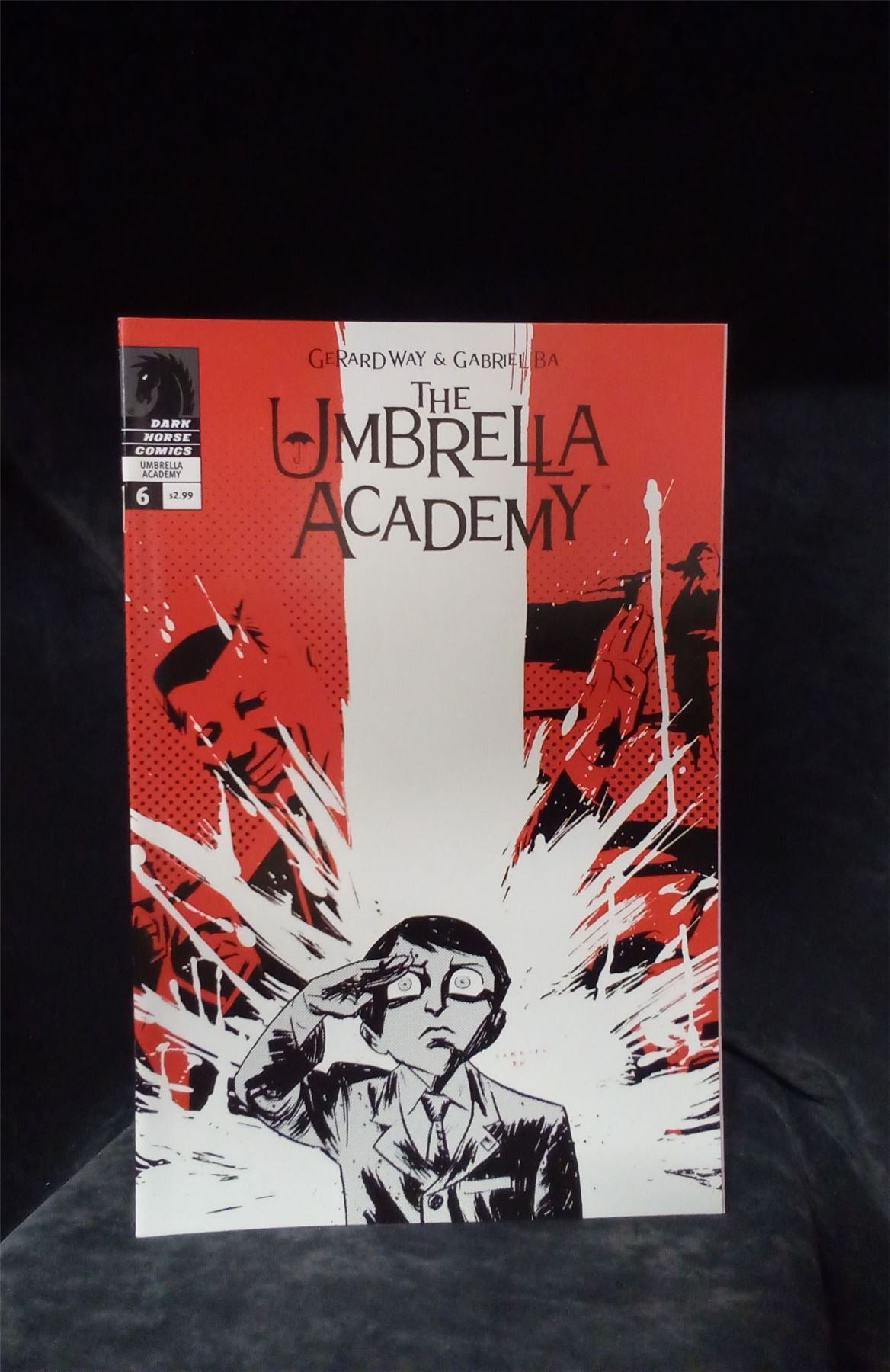 The Umbrella Academy: Dallas #6 2009  Comic Book