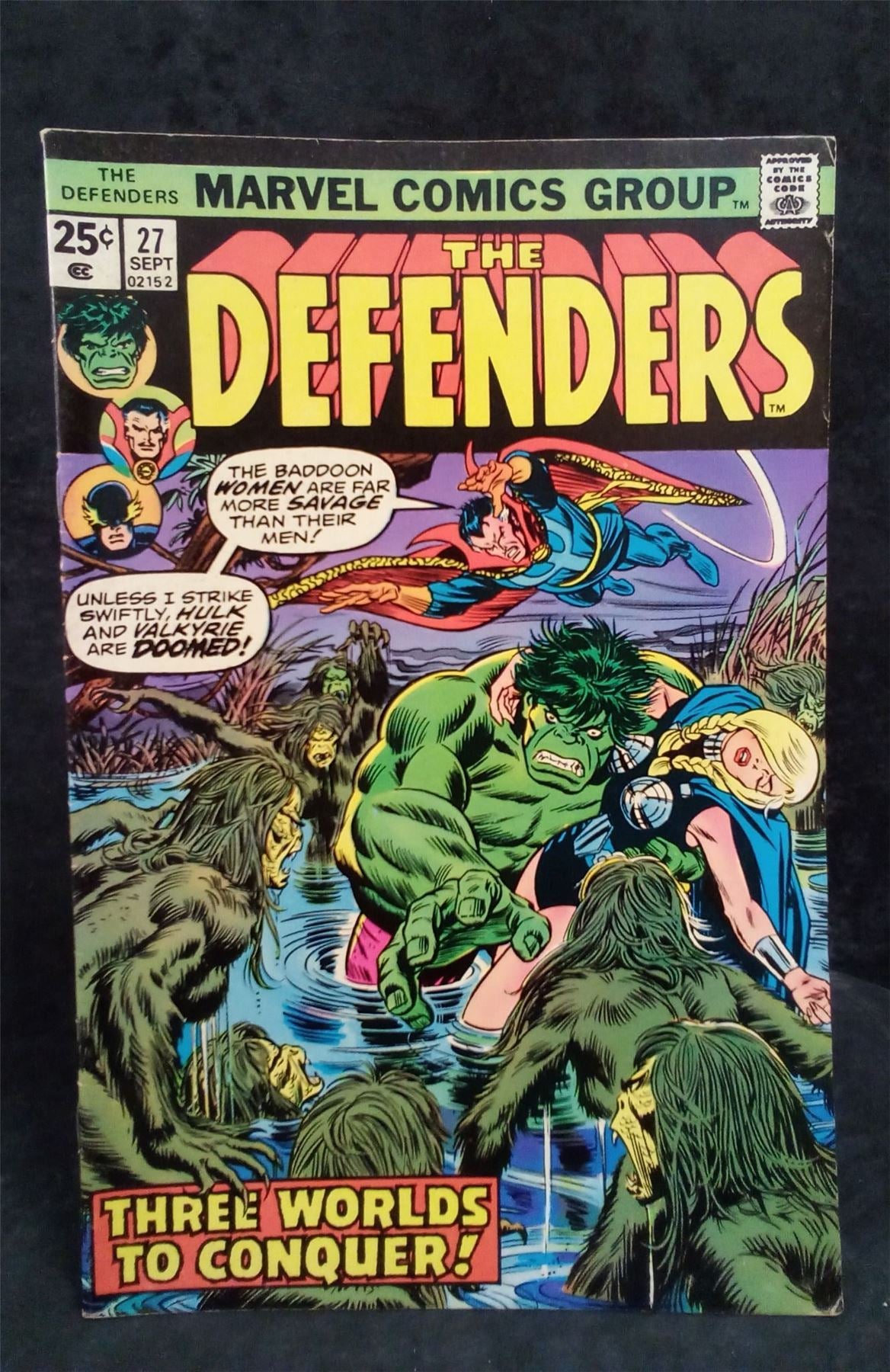 The Defenders #27 1975 Marvel Comics Comic Book