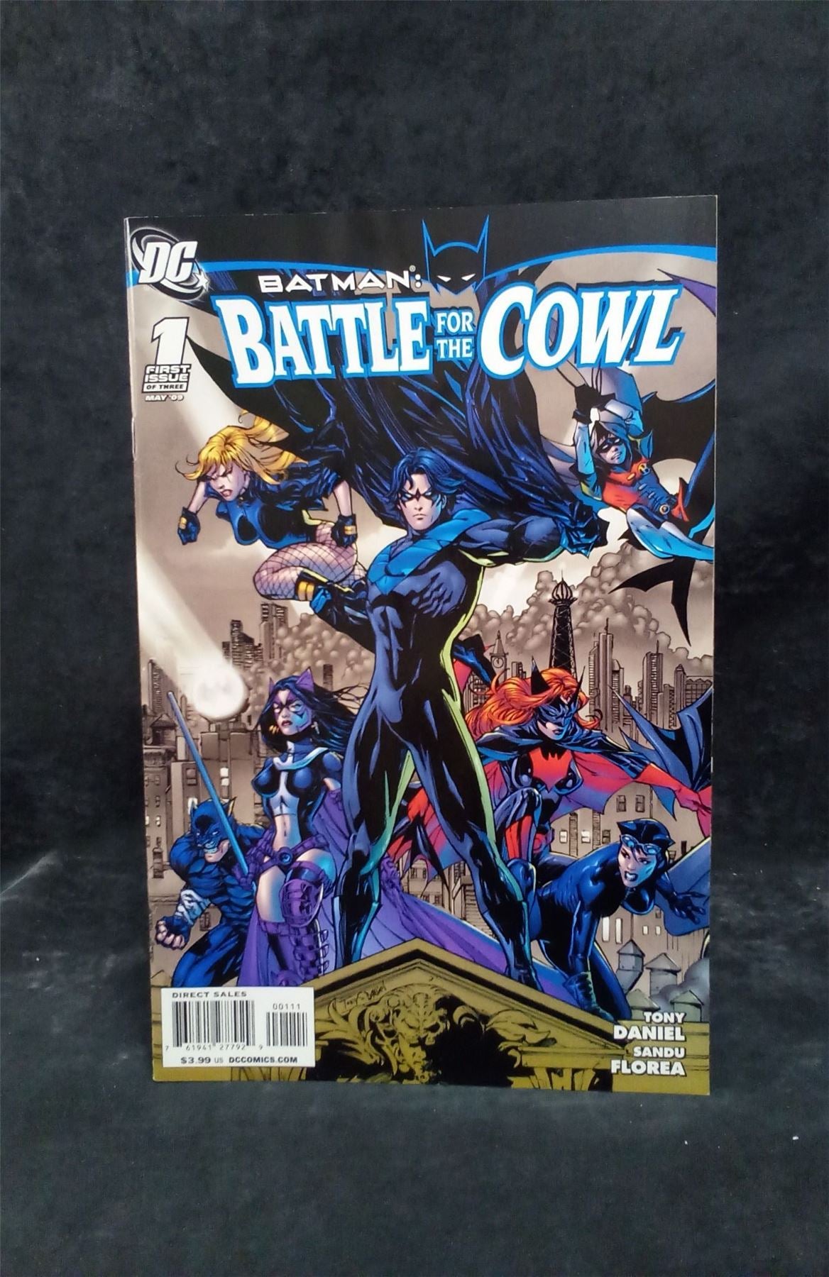 Batman: Battle for the Cowl #1 2009 DC Comics Comic Book