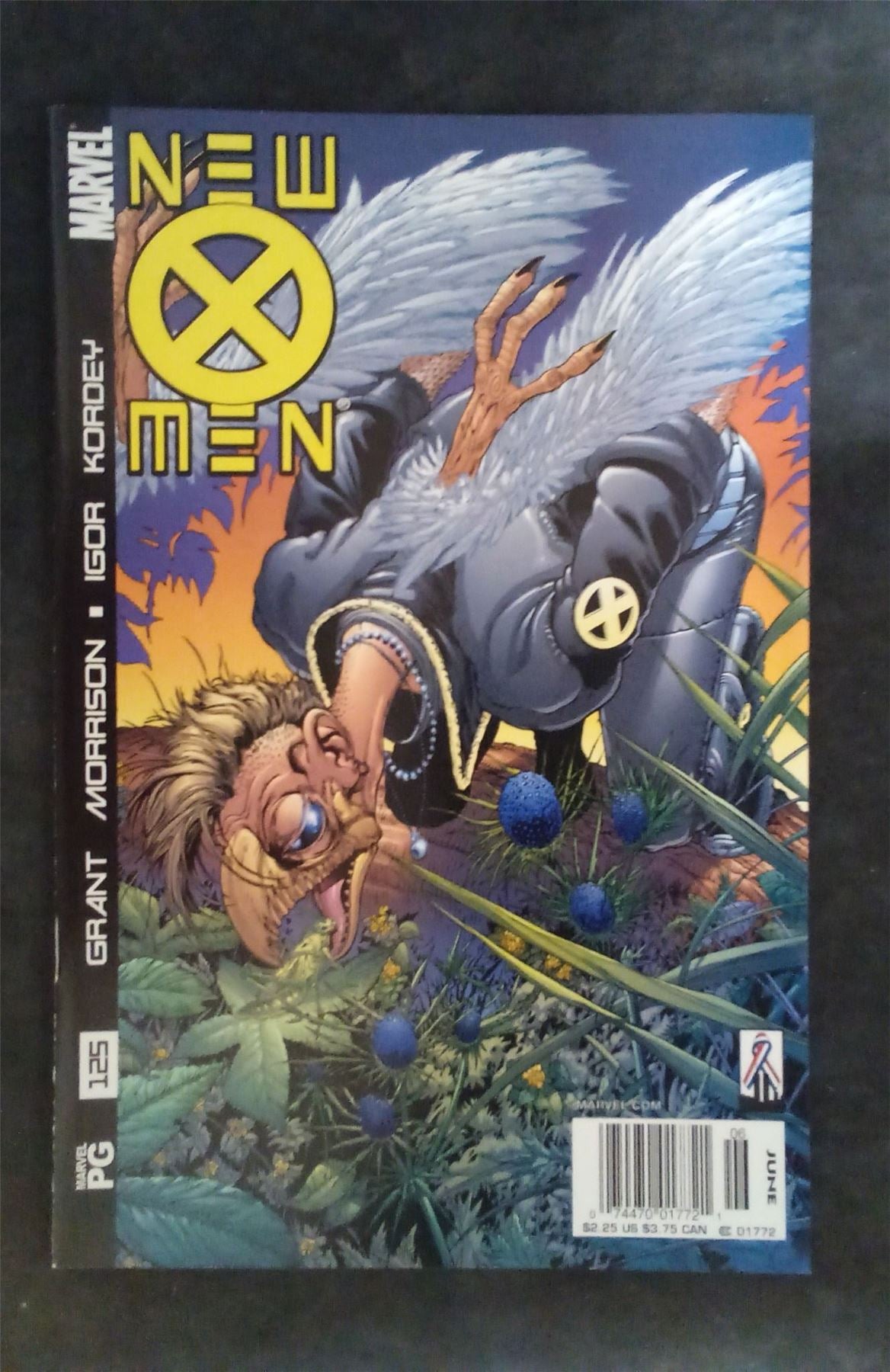 New X-Men #125 2002 marvel Comic Book