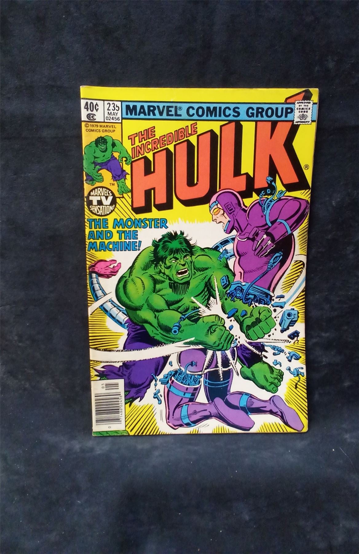 The Incredible Hulk #235 Direct Edition 1979 marvel Comic Book
