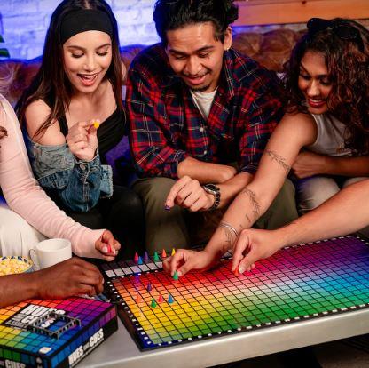 Hues and Cues By USAopoly Board Game