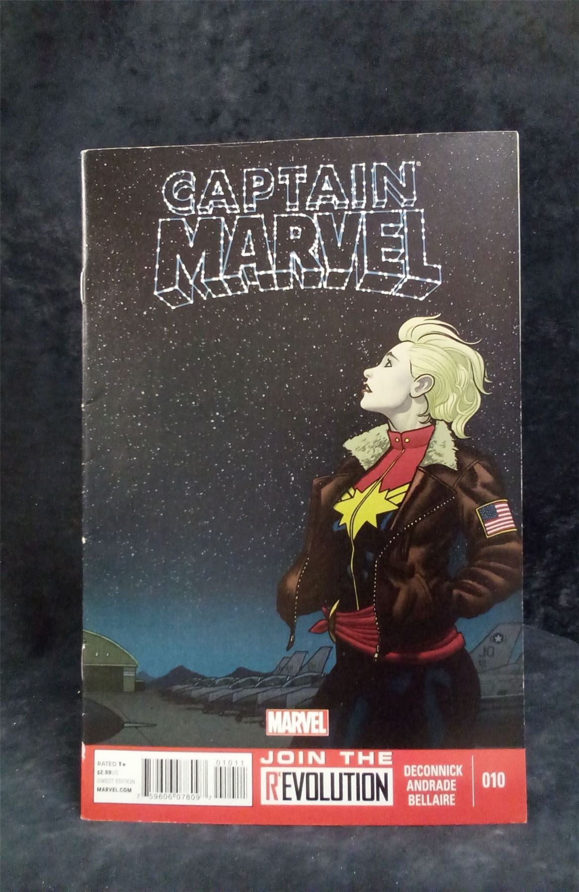 Captain Marvel Comics #10 2013 Marvel Comics Comic Book
