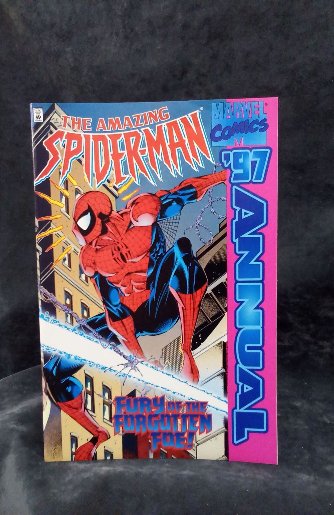 The Amazing Spider-Man '97 Annual Marvel Comics Comic Book