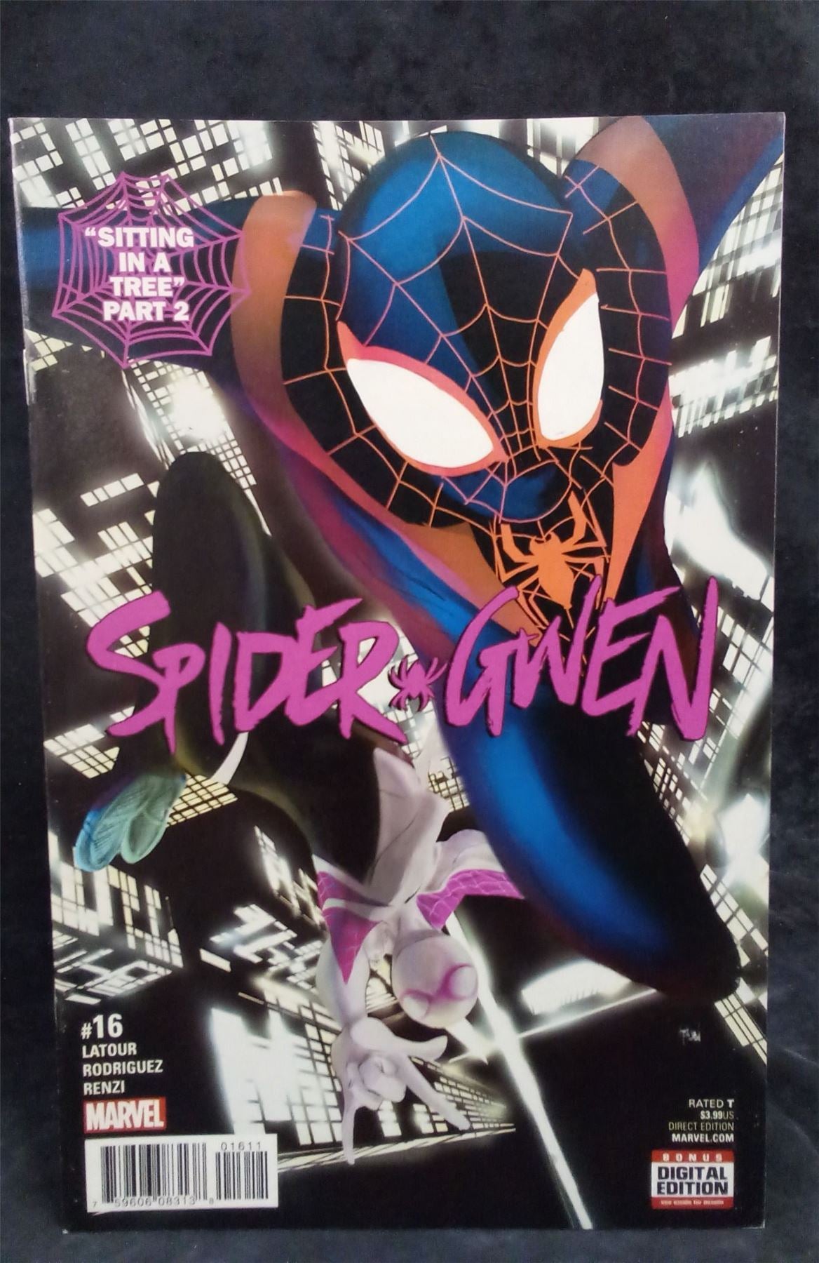 Spider-Gwen #16 2017 Marvel Comics Comic Book