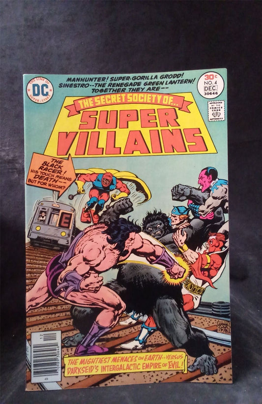 Secret Society of Super-Villains #4 1976 DC Comics Comic Book