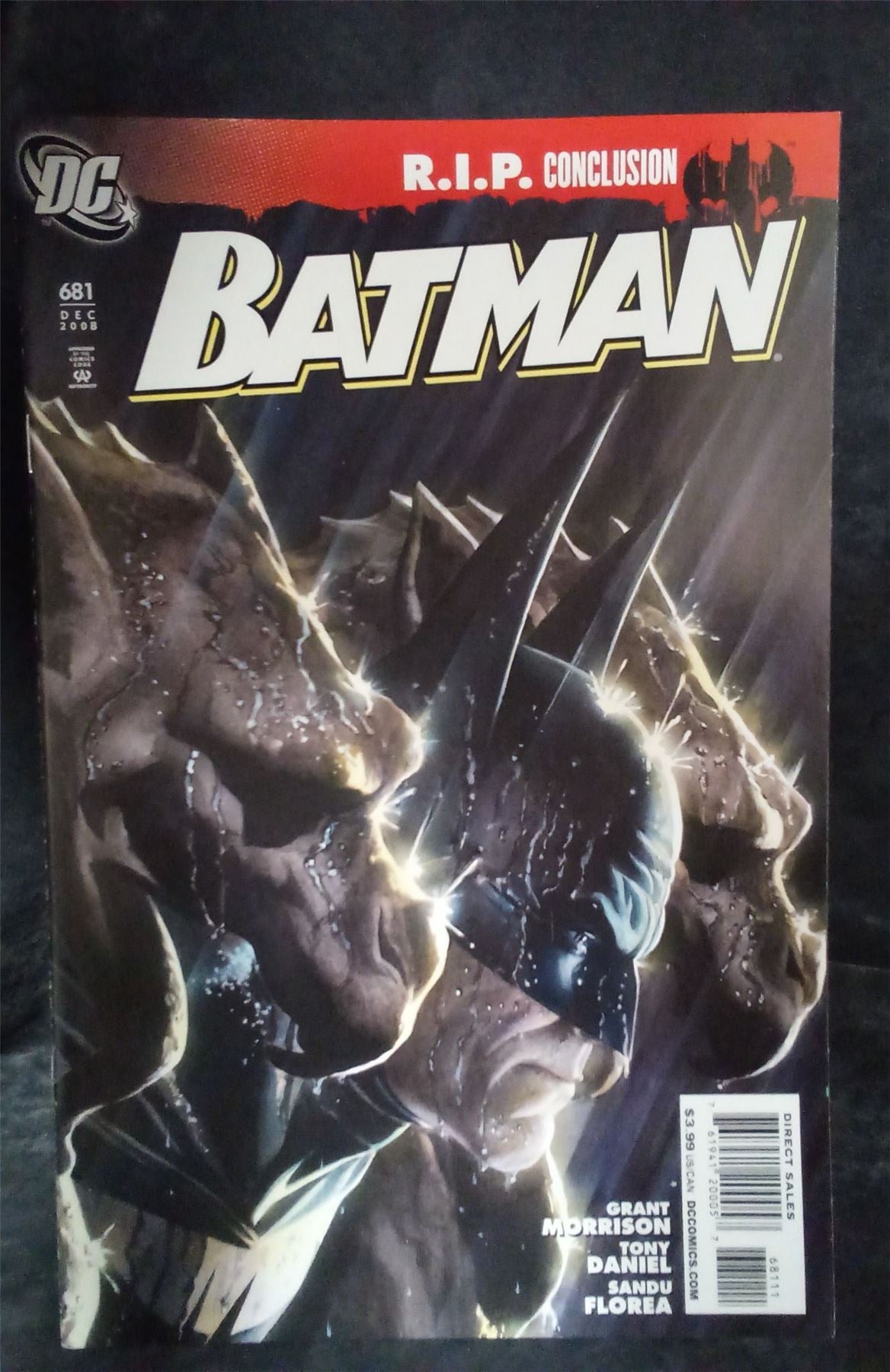 Batman #681 2008 DC Comics Comic Book