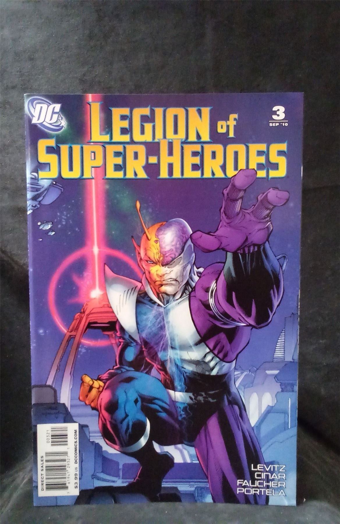 Legion of Super-Heroes #3 Variant Cover 2010 DC Comics Comic Book