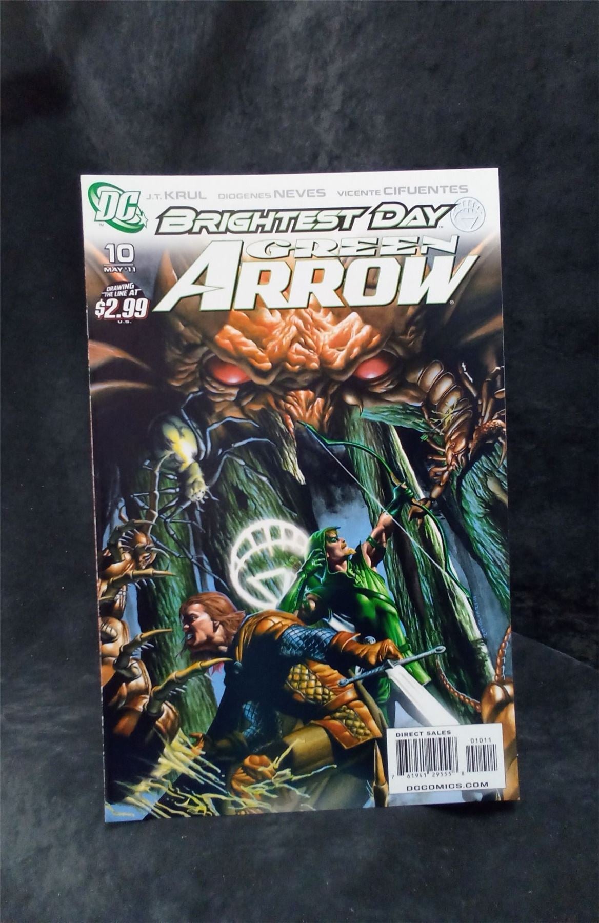 Green Arrow #10 2011 DC Comics Comic Book