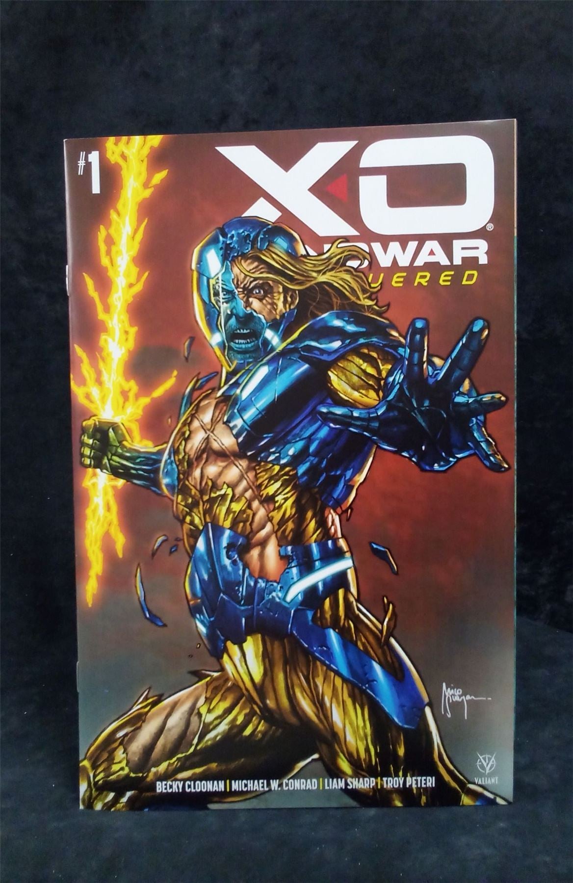 X O Manowar: Unconquered #1 Suayan Cover 1:500 Valiant Comic Book