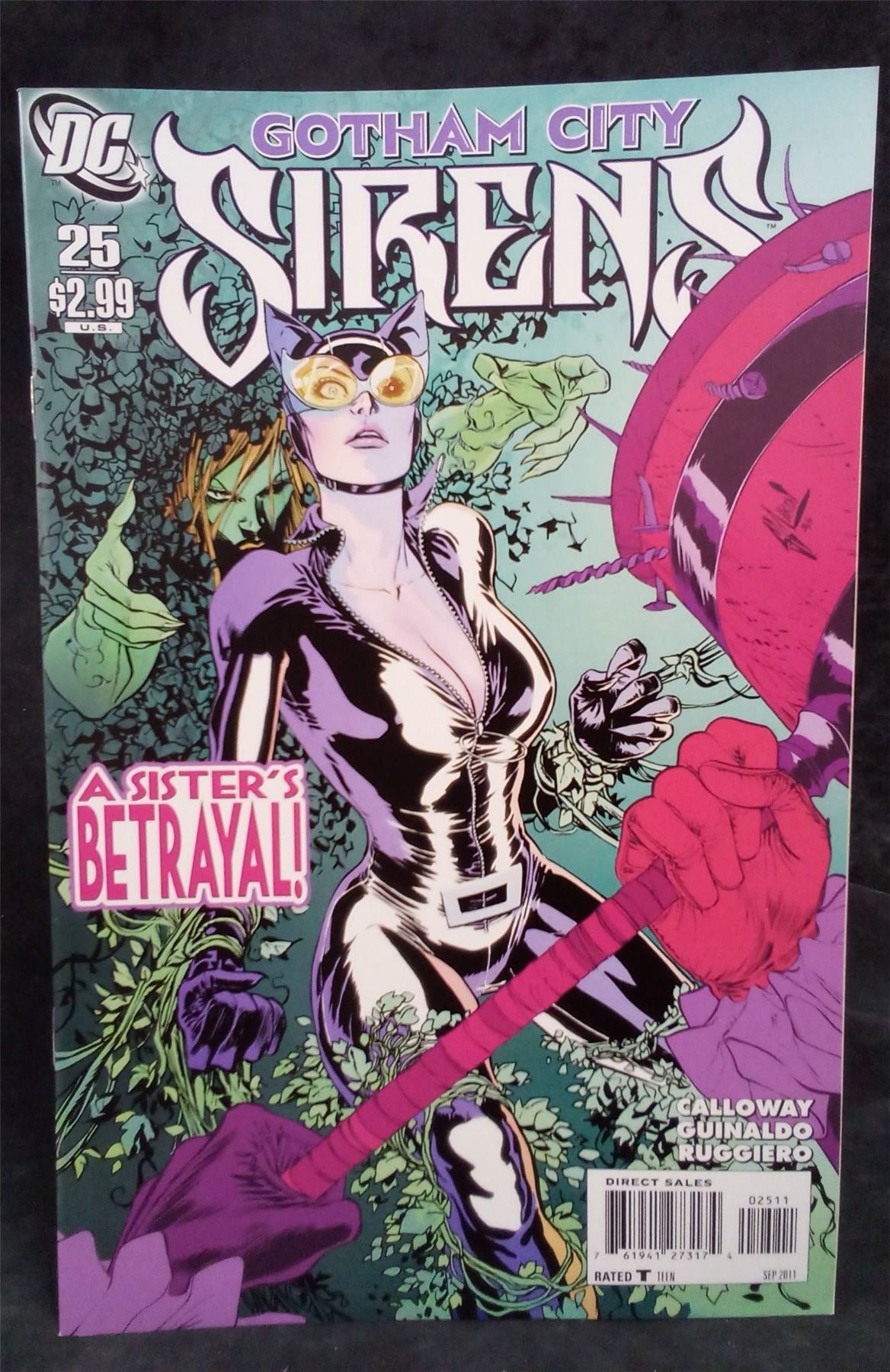 Gotham City Sirens #25 2011 DC Comics Comic Book