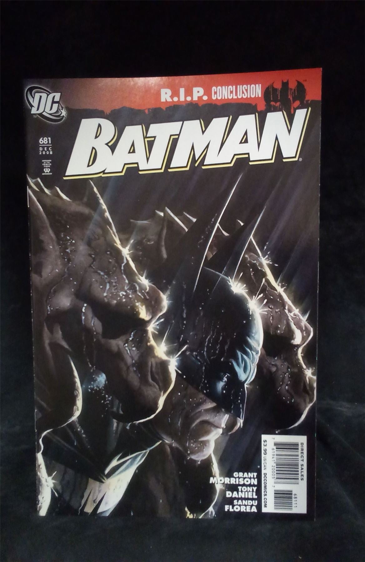 Batman #681 2008 DC Comics Comic Book