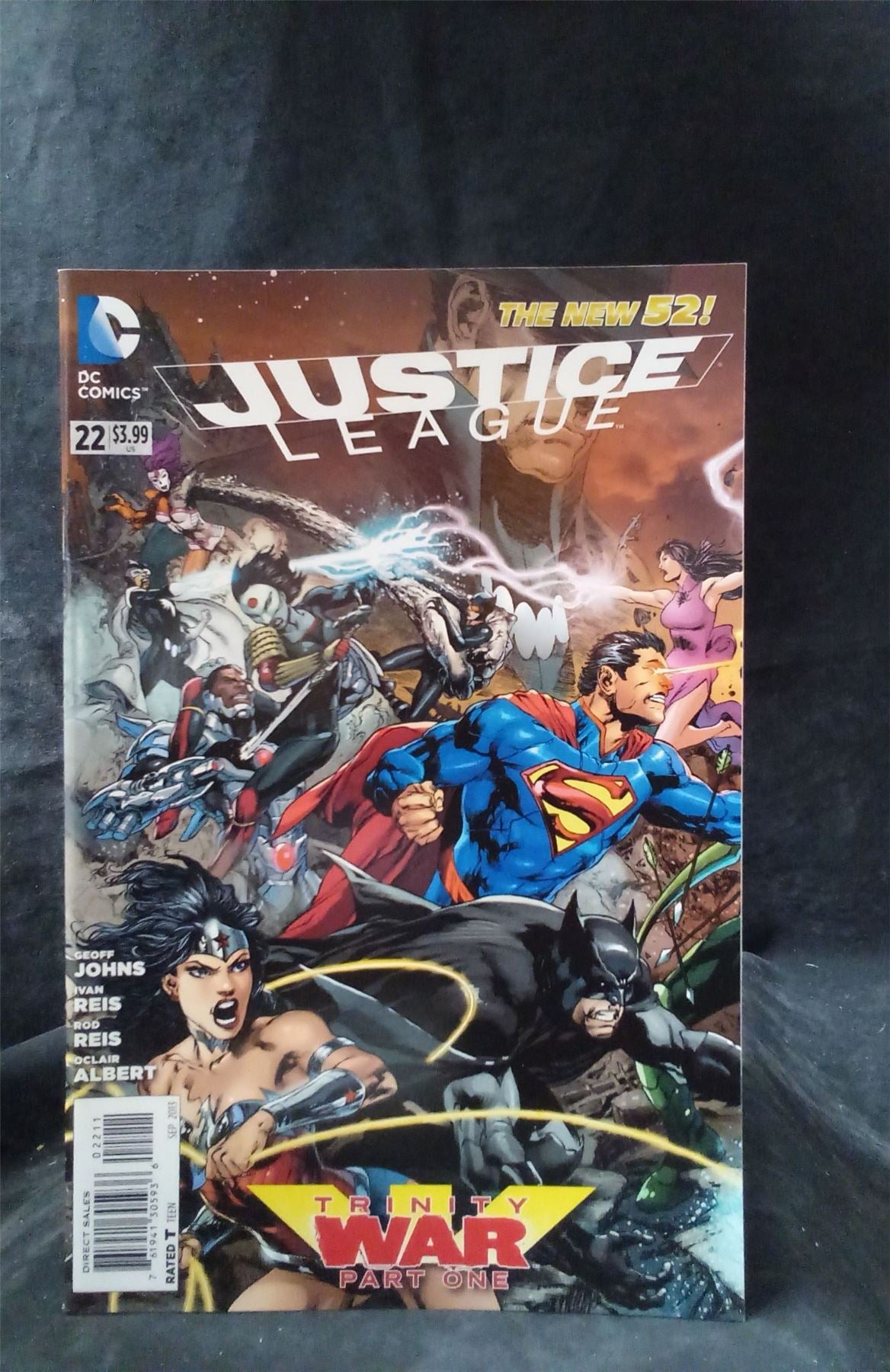 Justice League #22 2013 DC Comics Comic Book