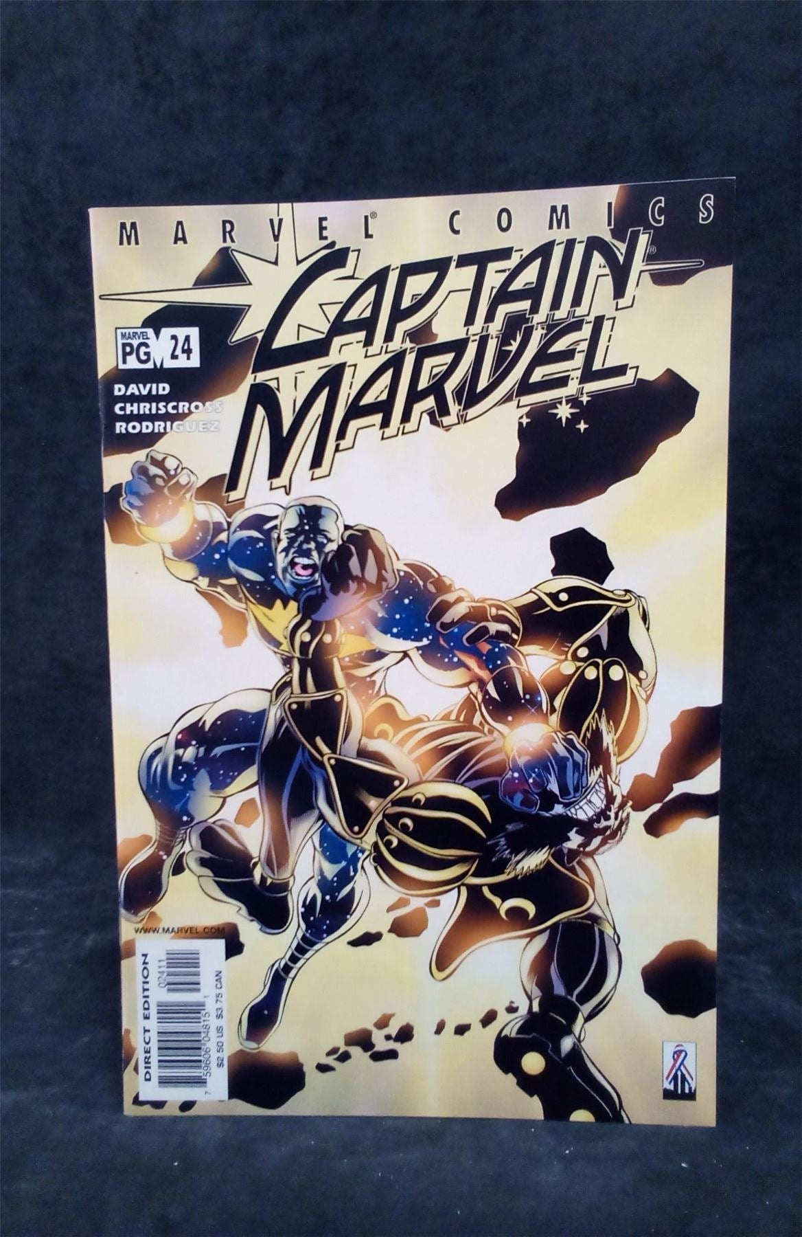 Captain Marvel #24 Newsstand Edition 2001 Marvel Comics Comic Book
